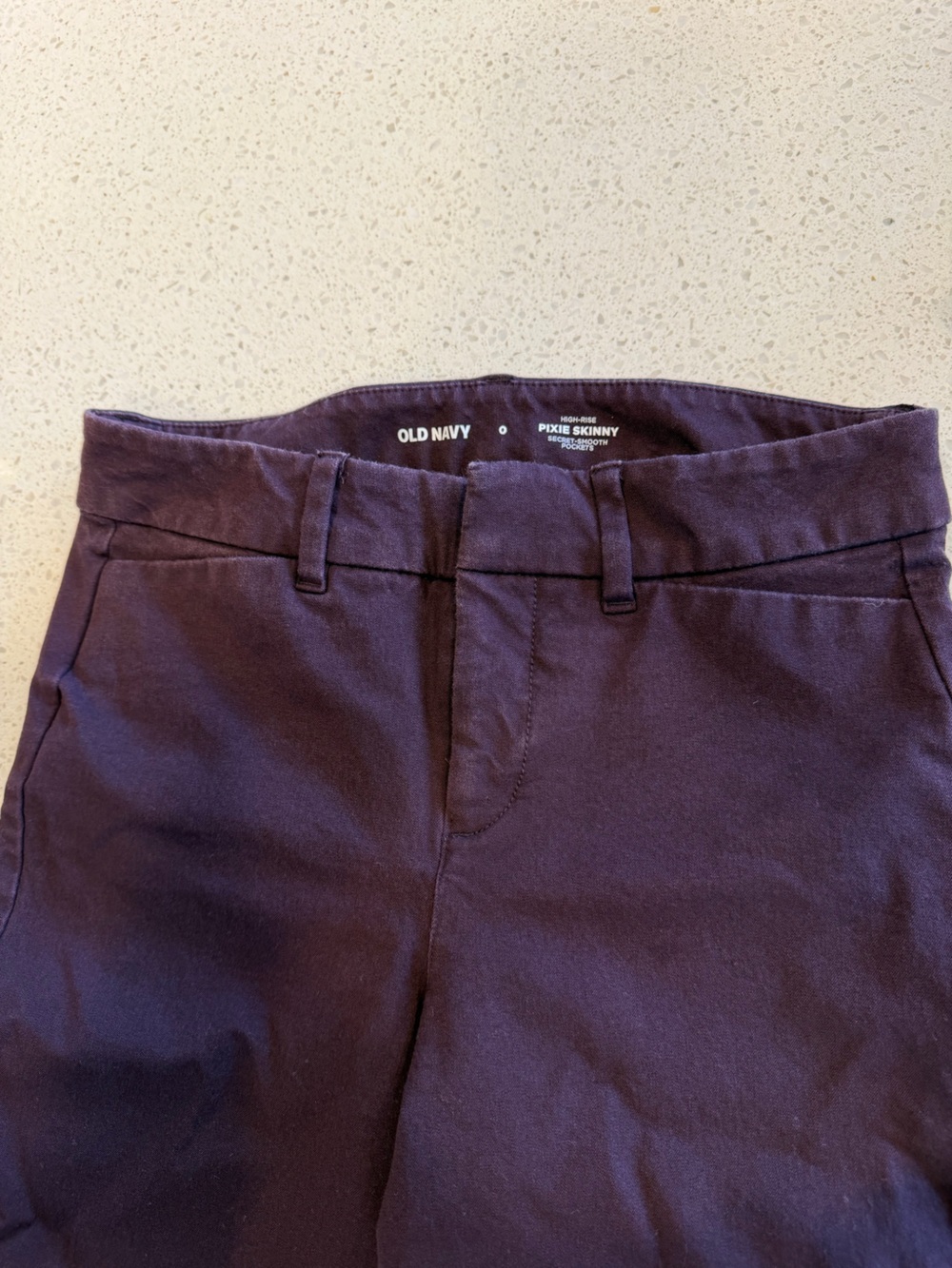 Old Navy Women's Plum Pixie Skinny Ankle Pants